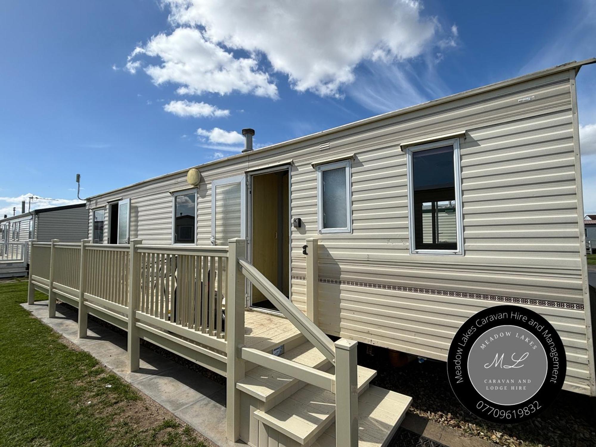 Seaview 190 - Ingoldmells - Pet Friendly, Wifi, Bed Linen - Close To Beach And Fantasy Island - Meadow Lakes Caravan & Lodge Hire المظهر الخارجي الصورة